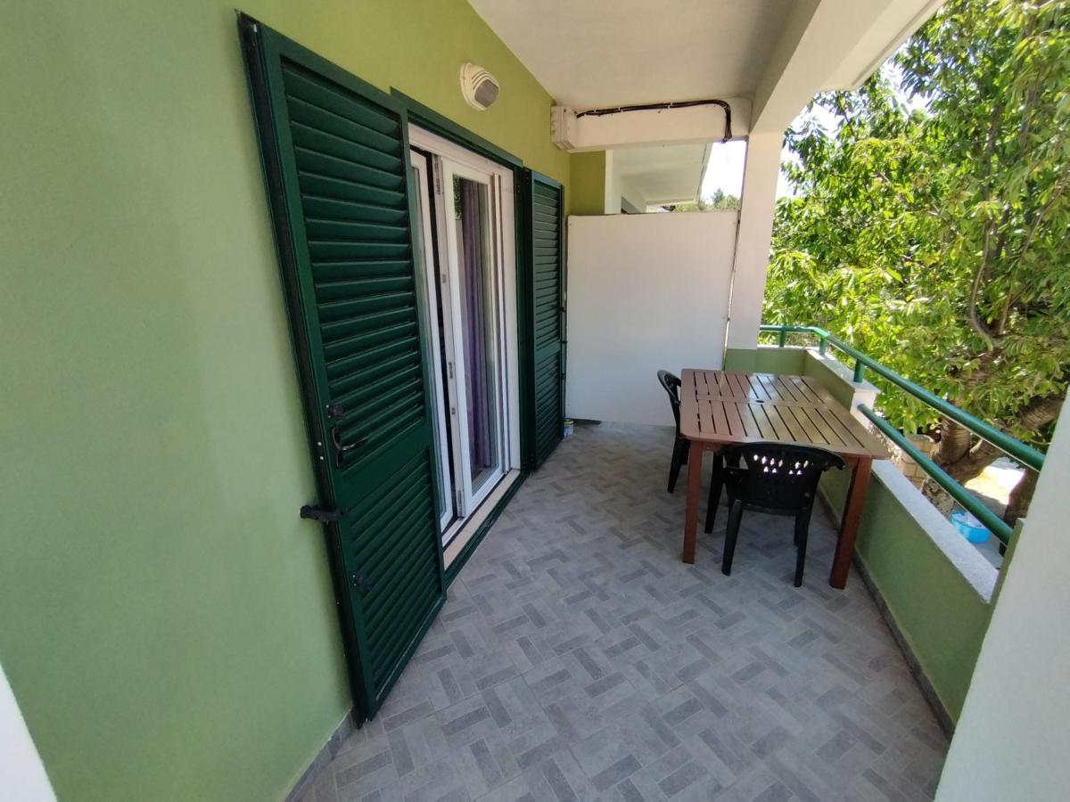 Apratman Uvala Duboka Kruscica Apartamento Kruscica  Exterior foto