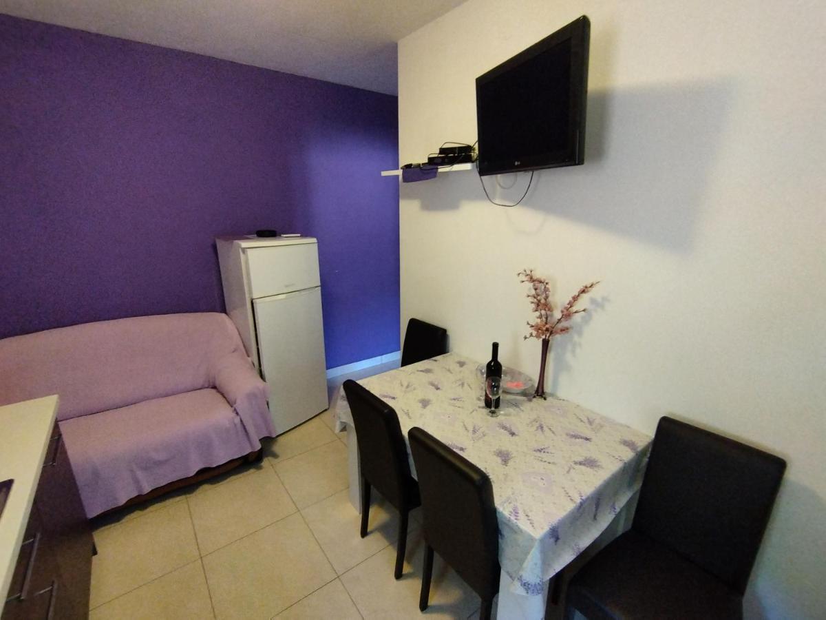 Apratman Uvala Duboka Kruscica Apartamento Kruscica  Exterior foto