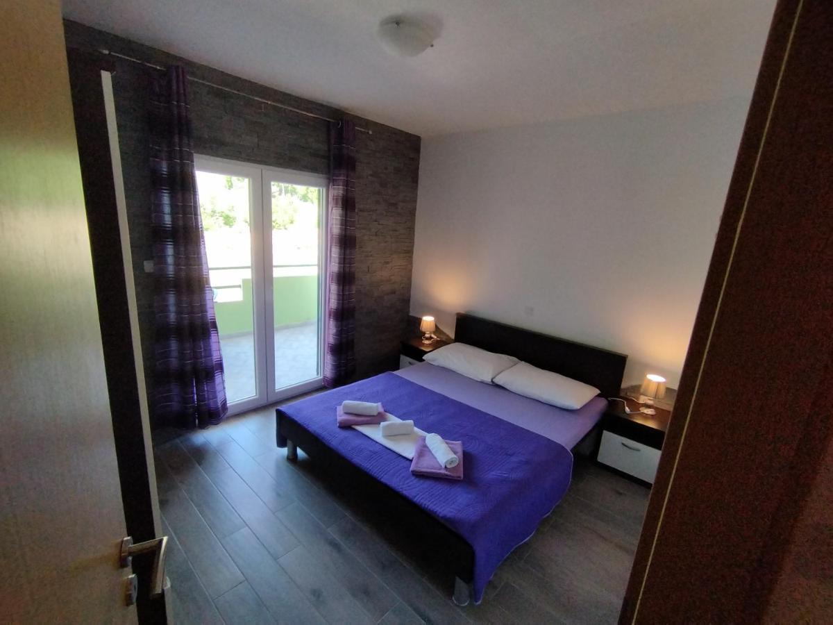 Apratman Uvala Duboka Kruscica Apartamento Kruscica  Exterior foto