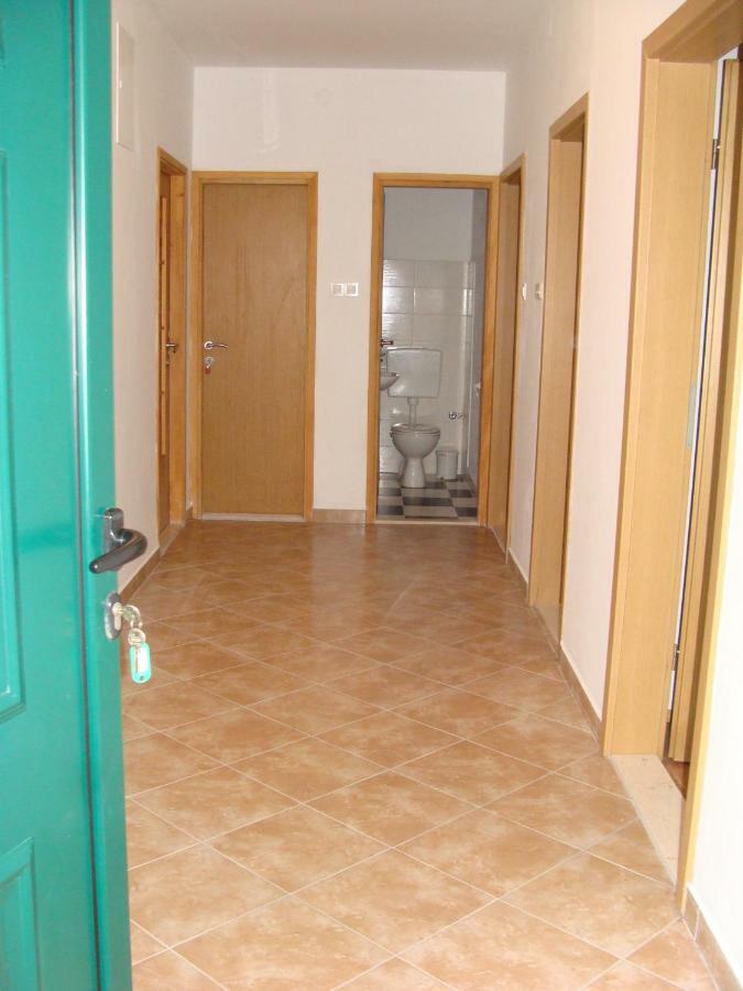 Apratman Uvala Duboka Kruscica Apartamento Kruscica  Exterior foto