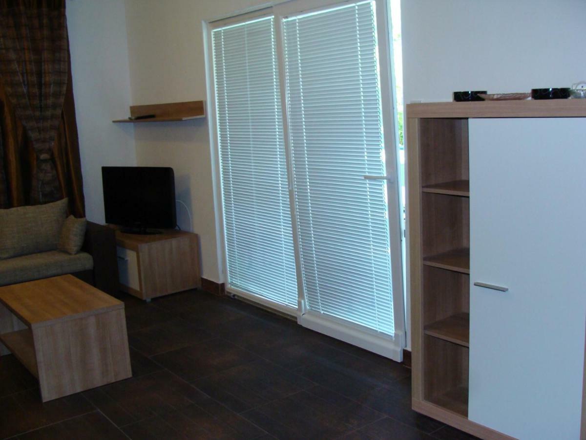 Apratman Uvala Duboka Kruscica Apartamento Kruscica  Exterior foto